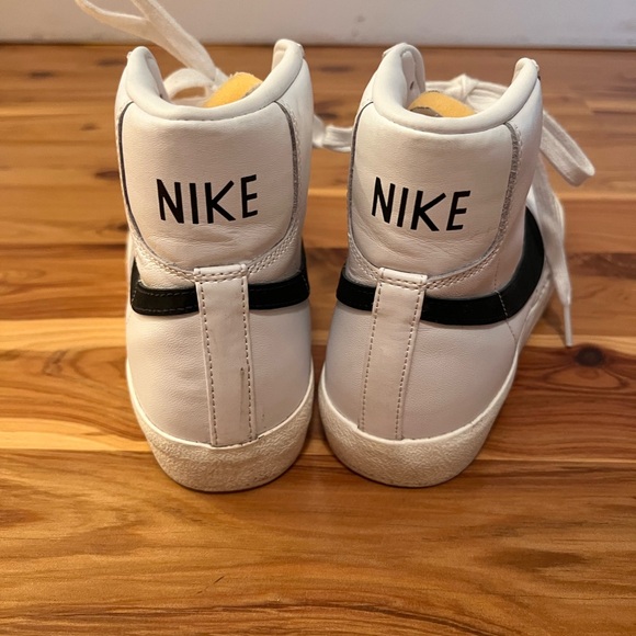 Nike Blazer Mid ‘77 Women’s Size 7.5 - Picture 5 of 6